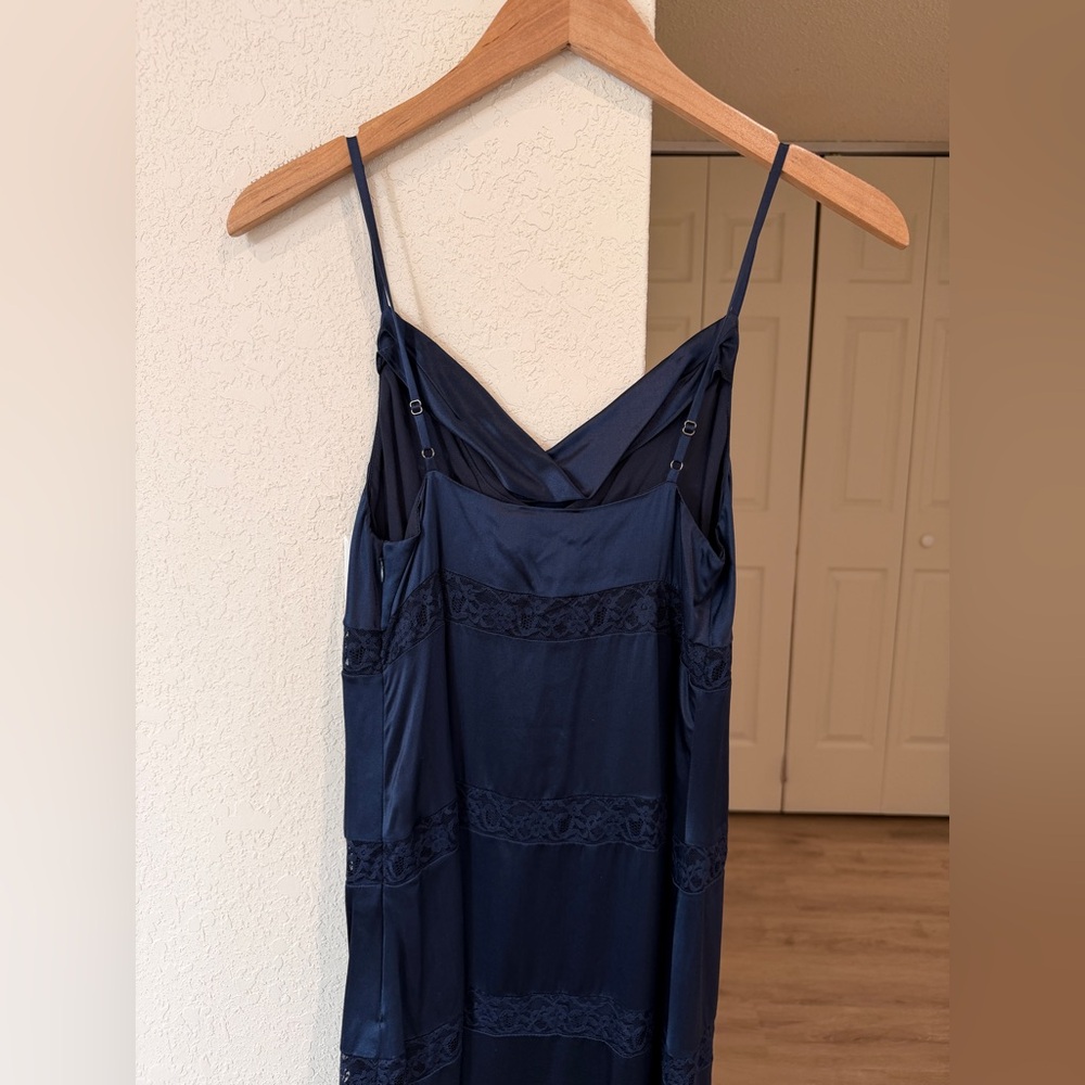 Reformation Riah Silk Dress - Navy (Size 0) (NWT) - MSRP $428 - Picture 7 of 8